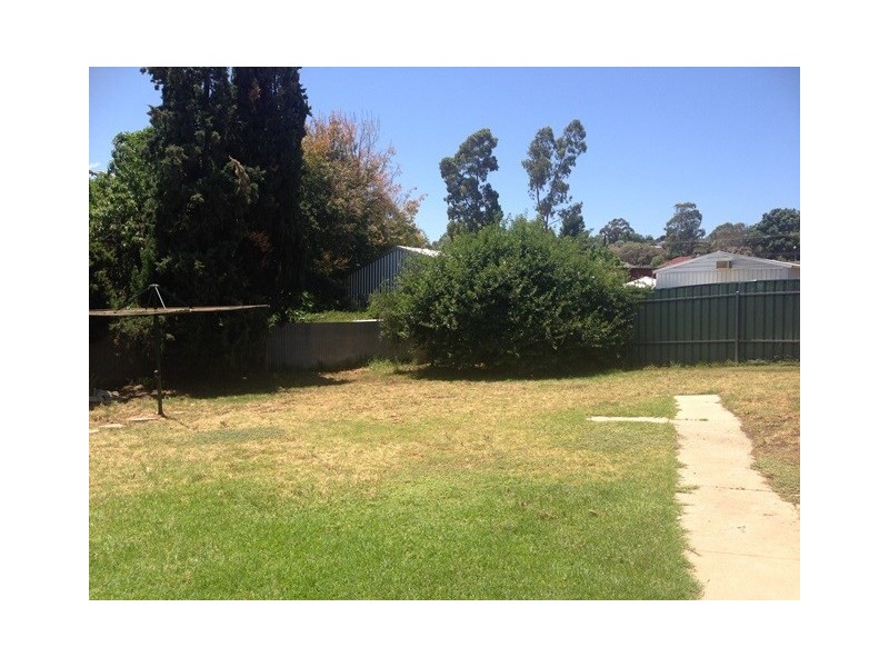 15 Liberman Road, Para Hills SA 5096