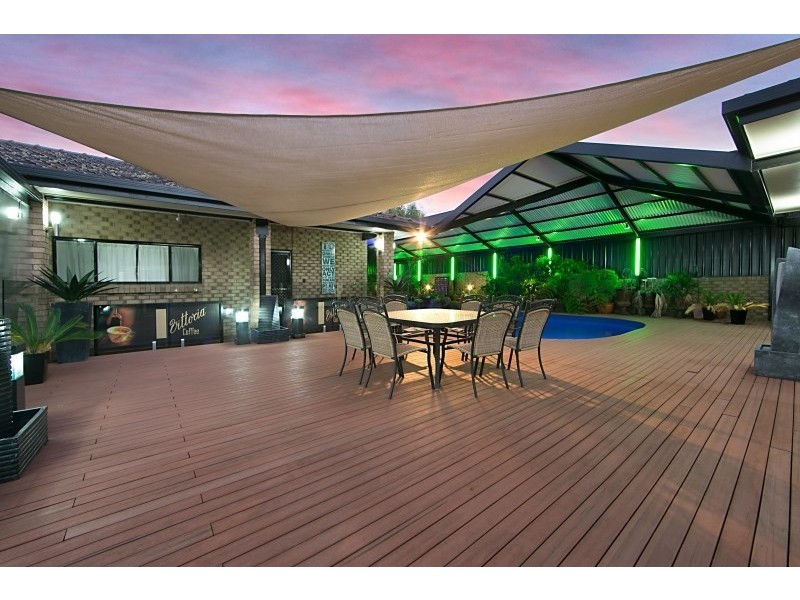 32 Kara Crescent, Gulfview Heights SA 5096
