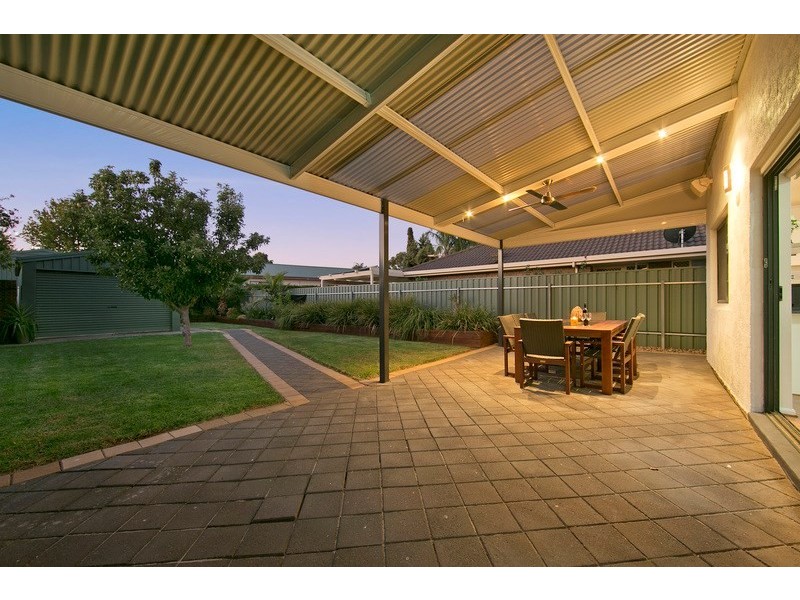 8 Burdekin Avenue, Hillcrest SA 5086