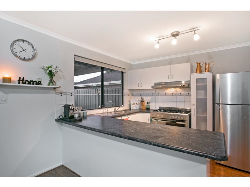 8 Burdekin Avenue, Hillcrest SA 5086