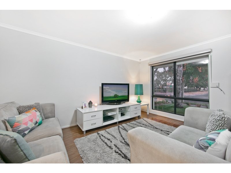 8 Burdekin Avenue, Hillcrest SA 5086