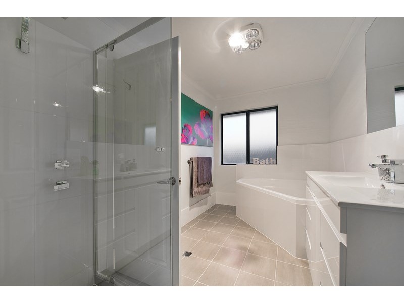 8 Burdekin Avenue, Hillcrest SA 5086