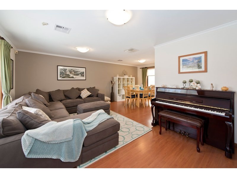 4 Zinfandel Avenue, Wynn Vale SA 5127
