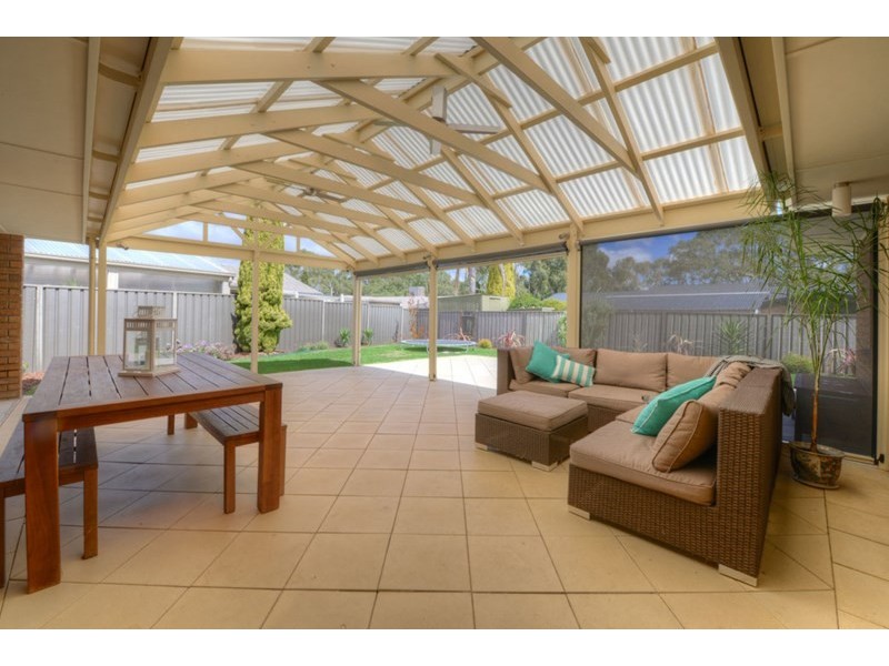 4 Zinfandel Avenue, Wynn Vale SA 5127