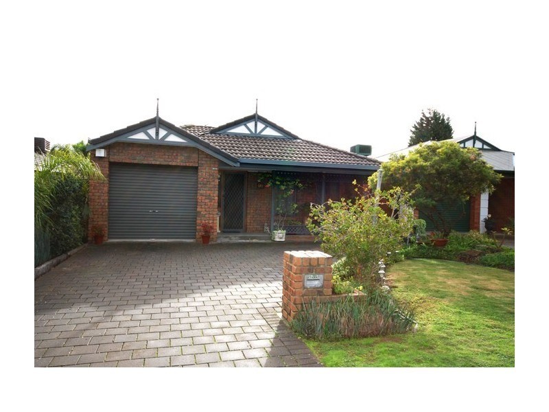 11 Minor Court, Salisbury Heights SA 5109