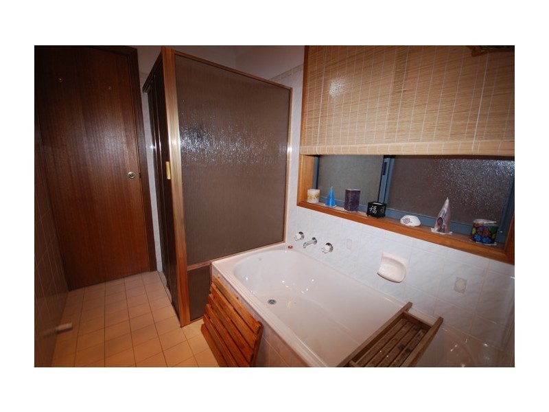 11 Minor Court, Salisbury Heights SA 5109