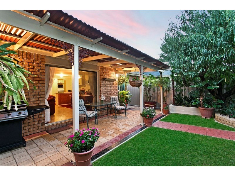 18 Bristol Terrace, Oakden SA 5086