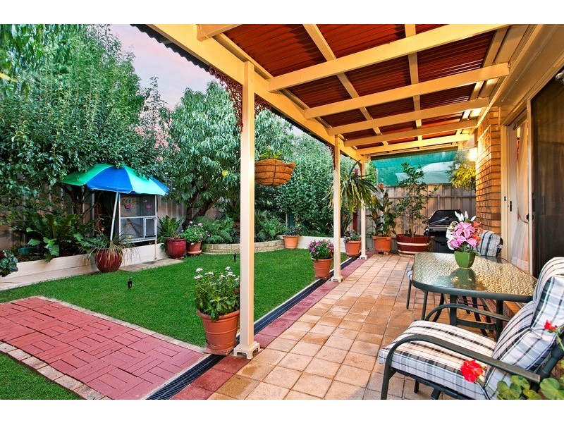 18 Bristol Terrace, Oakden SA 5086