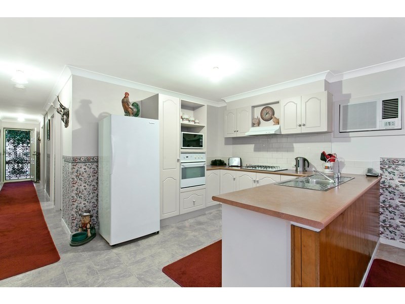 18 Bristol Terrace, Oakden SA 5086