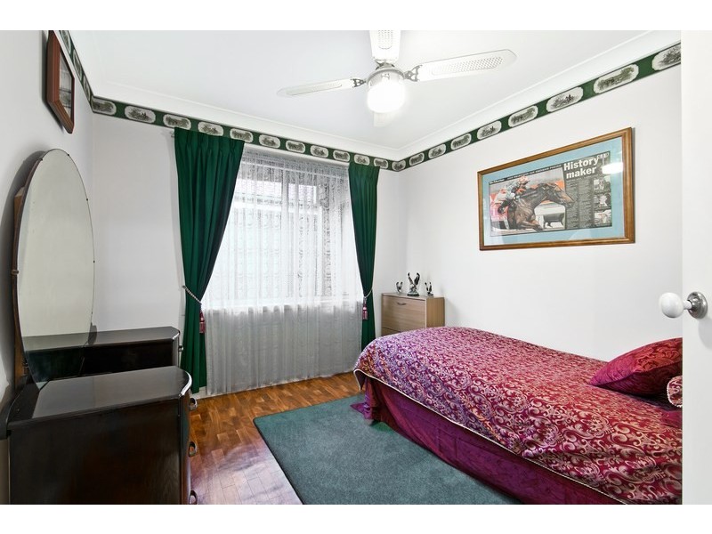 18 Bristol Terrace, Oakden SA 5086