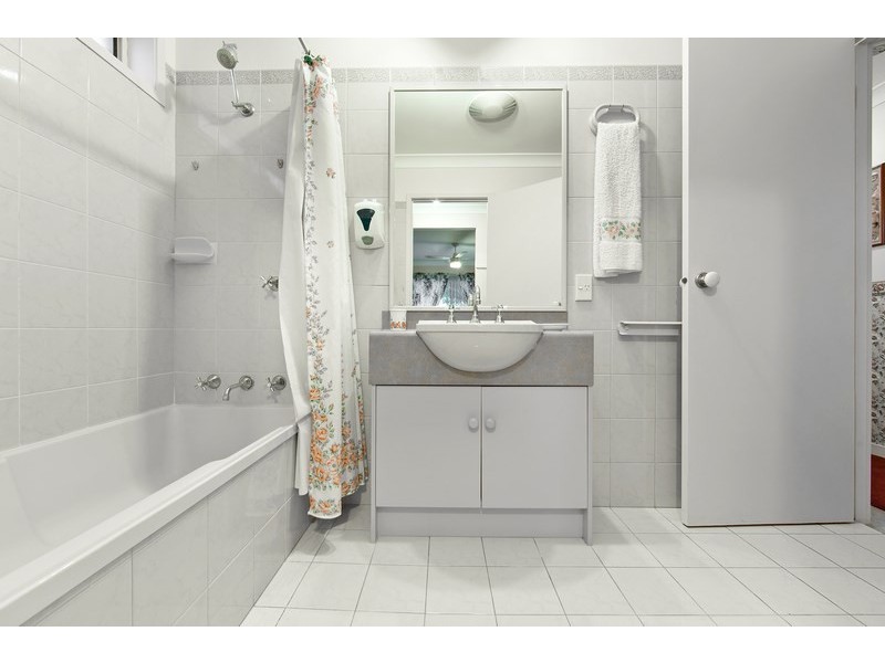 18 Bristol Terrace, Oakden SA 5086