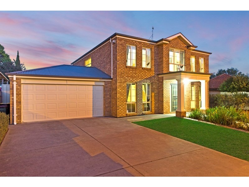 112 Nelson Road, Valley View SA 5093