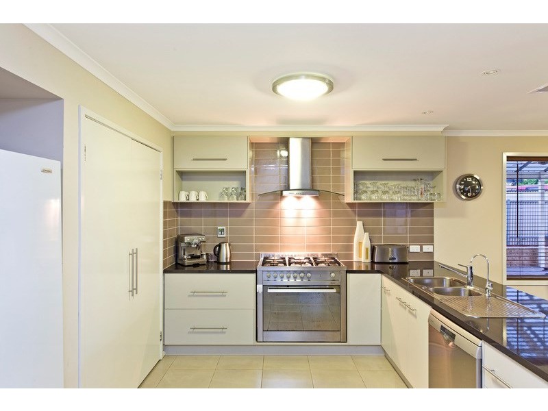 112 Nelson Road, Valley View SA 5093