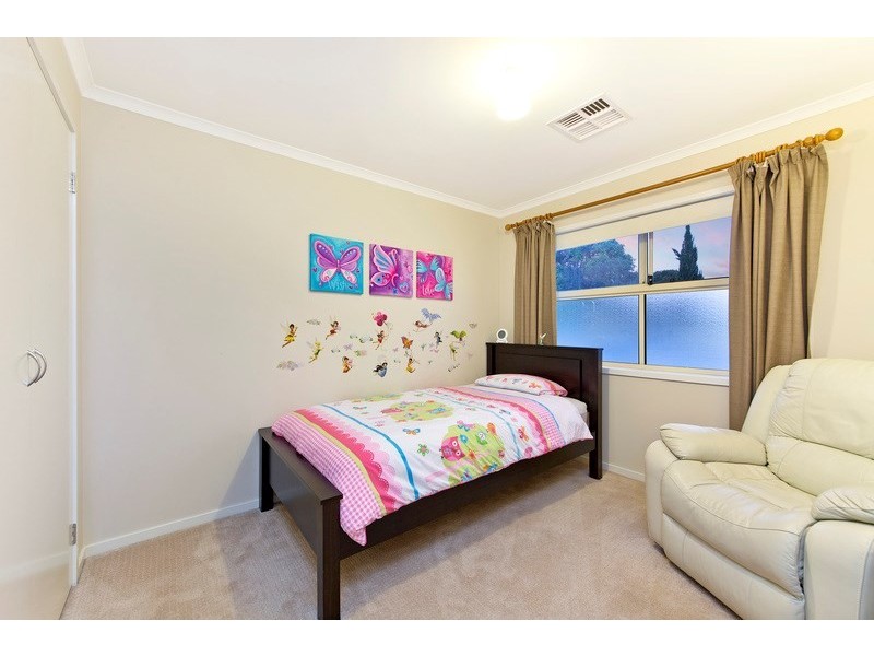 112 Nelson Road, Valley View SA 5093