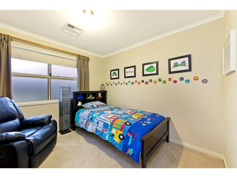 112 Nelson Road, Valley View SA 5093