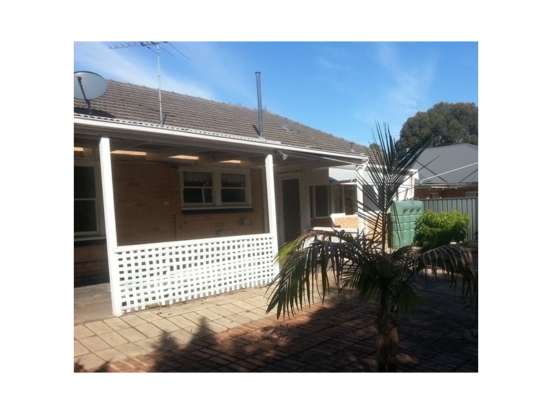 4 Walton Avenue, Clearview SA 5085