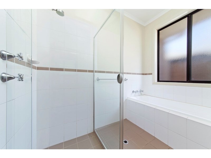 4A Melrose Avenue, Clearview SA 5085