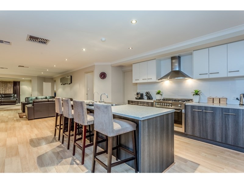 4 Golden Circuit, Parafield Gardens SA 5107