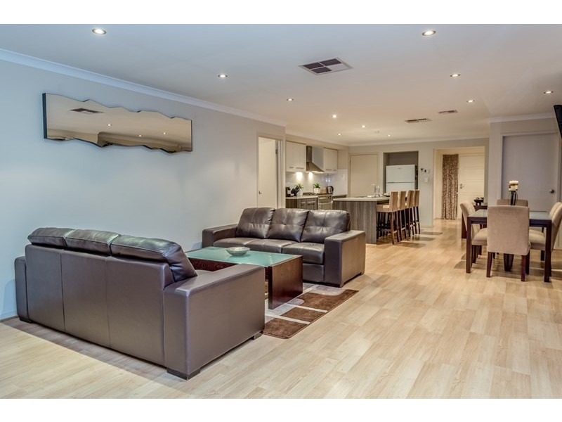 4 Golden Circuit, Parafield Gardens SA 5107