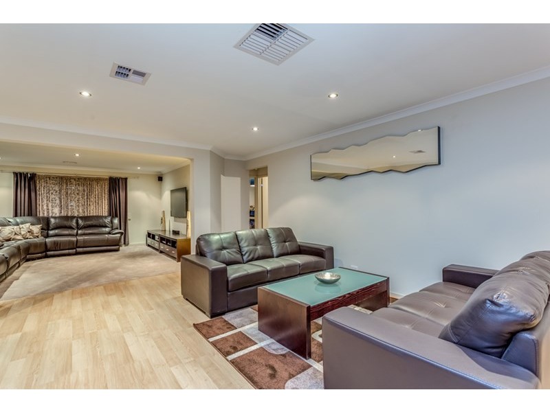 4 Golden Circuit, Parafield Gardens SA 5107