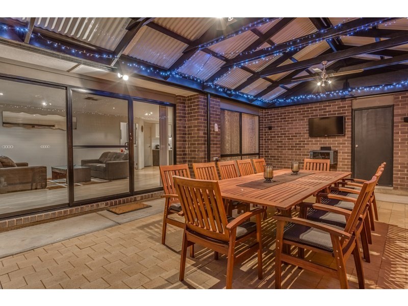 4 Golden Circuit, Parafield Gardens SA 5107