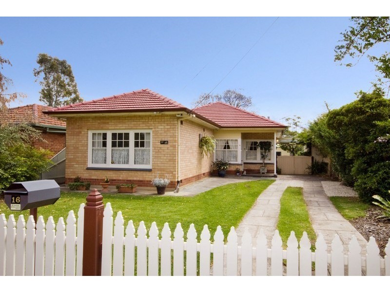 16 Serkirk Avenue, Clearview SA 5085
