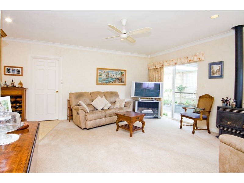 16 Serkirk Avenue, Clearview SA 5085