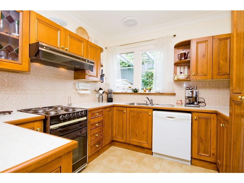 16 Serkirk Avenue, Clearview SA 5085