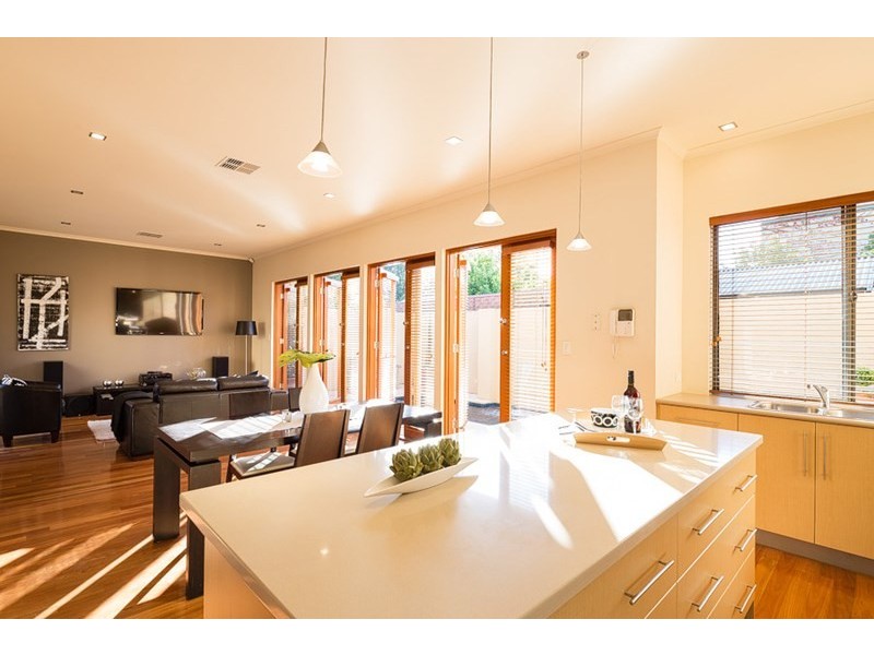 10 Wellington Close, North Adelaide SA 5006