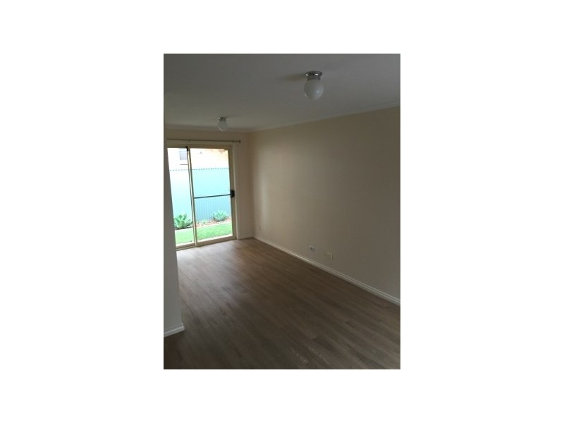 1/85 OLD PORT Road, Port Adelaide SA 5015