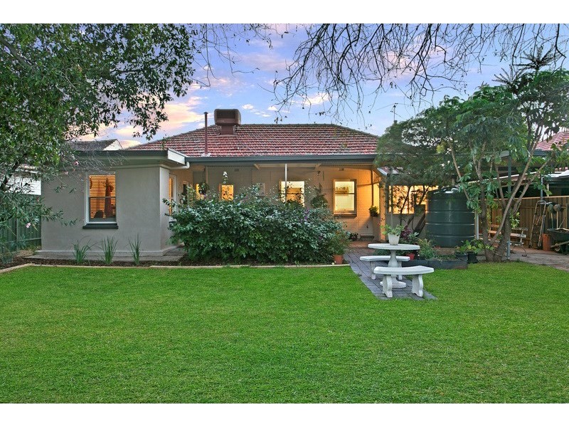 33 Hampstead Road, Manningham SA 5086