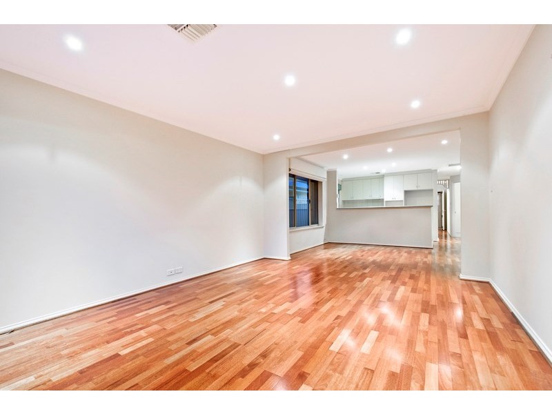 14 Hilltop Drive, Oakden SA 5086