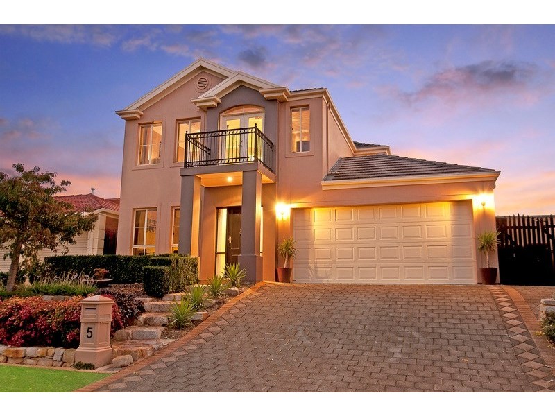 5 Mirage Court, Greenwith SA 5125