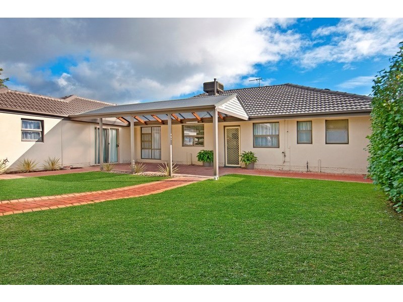 5 Araluen Street, Ridgehaven SA 5097