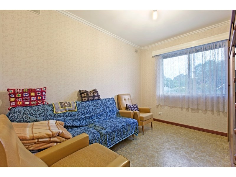 25 Audrey Crescent, Valley View SA 5093