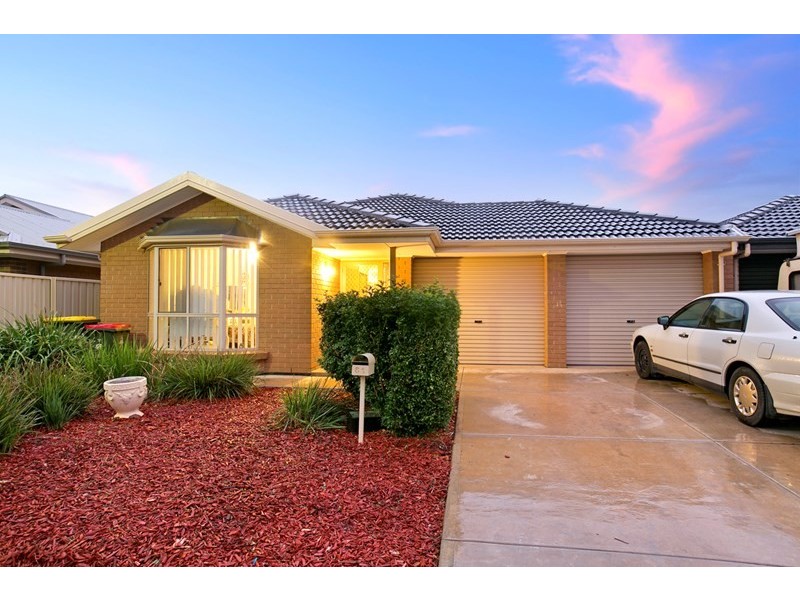 61 Strathaird Boulevard, Smithfield SA 5114