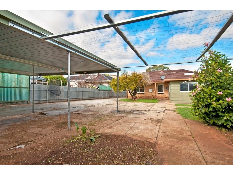 10 Branson Avenue, Clearview SA 5085