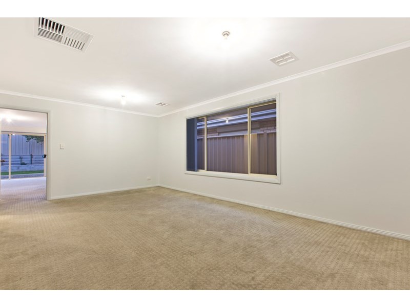 12 Swanson Avenue, Gilles Plains SA 5086