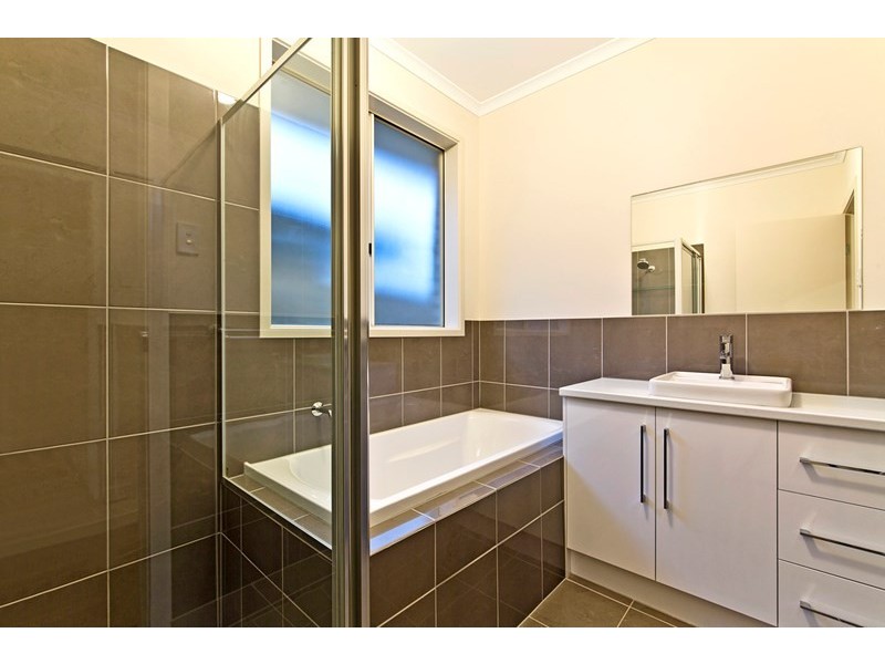 15B Kings Road, Salisbury Downs SA 5108