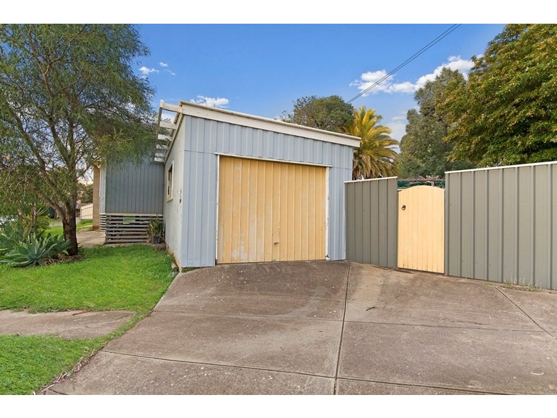 6 Central Avenue, Enfield SA 5085