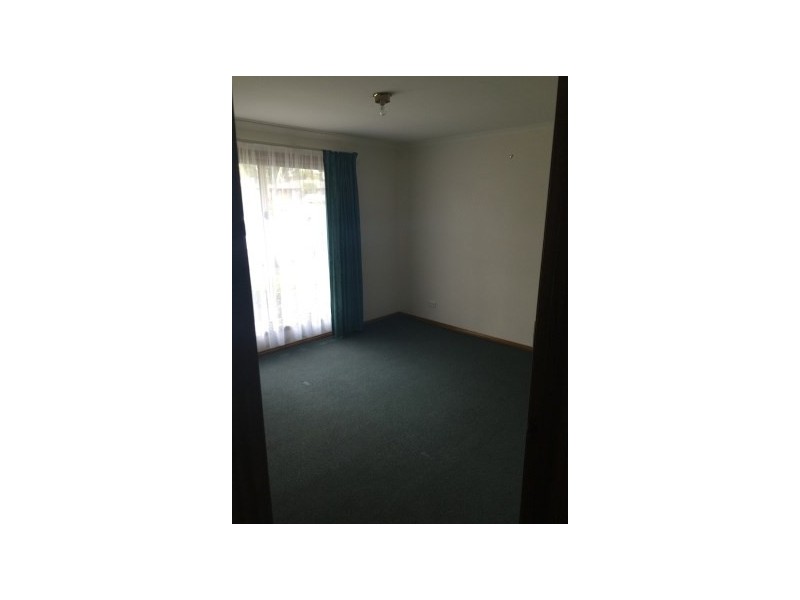 1 Nicholas Avenue, Salisbury Heights SA 5109