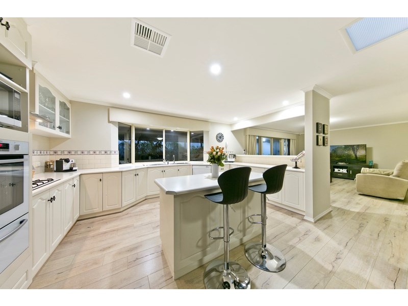 6 Persimmon Grove, Golden Grove SA 5125