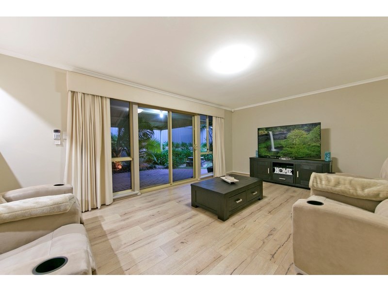 6 Persimmon Grove, Golden Grove SA 5125