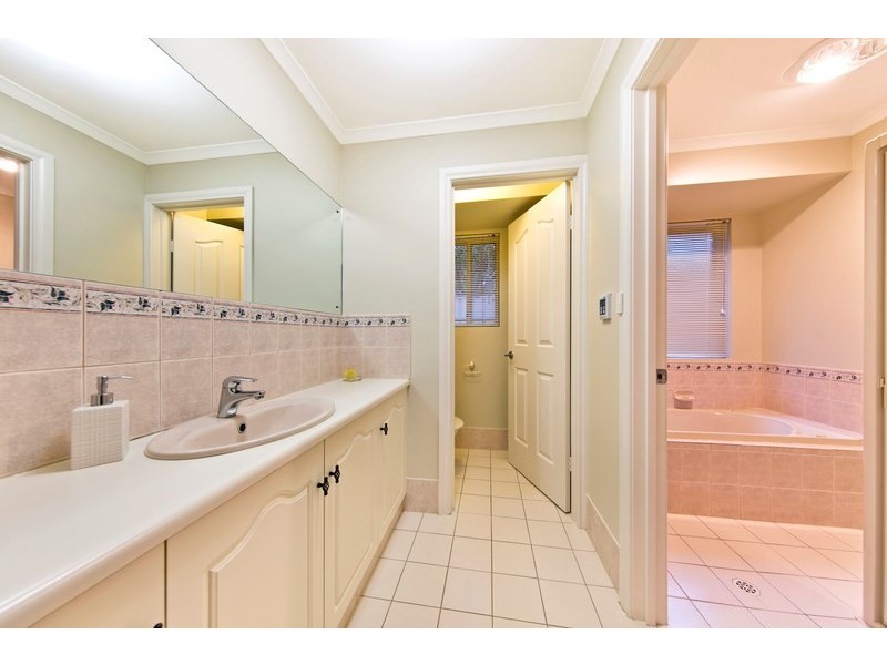 6 Persimmon Grove, Golden Grove SA 5125