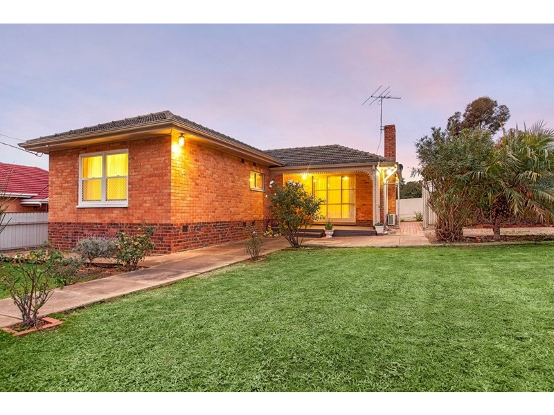 12 Kensington Crescent, Enfield SA 5085