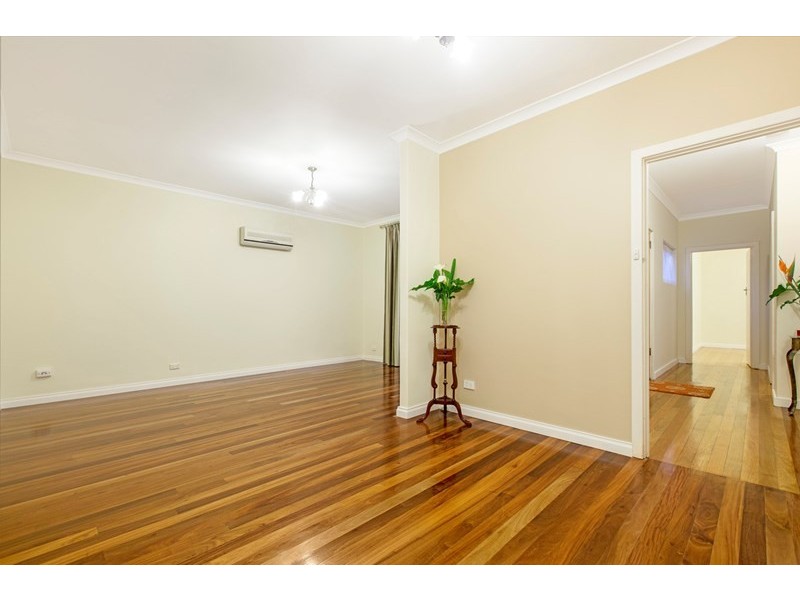 12 Kensington Crescent, Enfield SA 5085