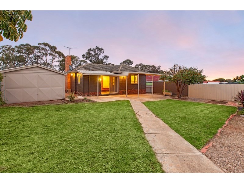 12 Kensington Crescent, Enfield SA 5085