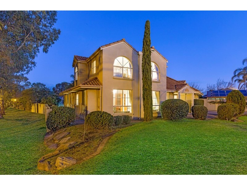 2 Hyde Street, Oakden SA 5086