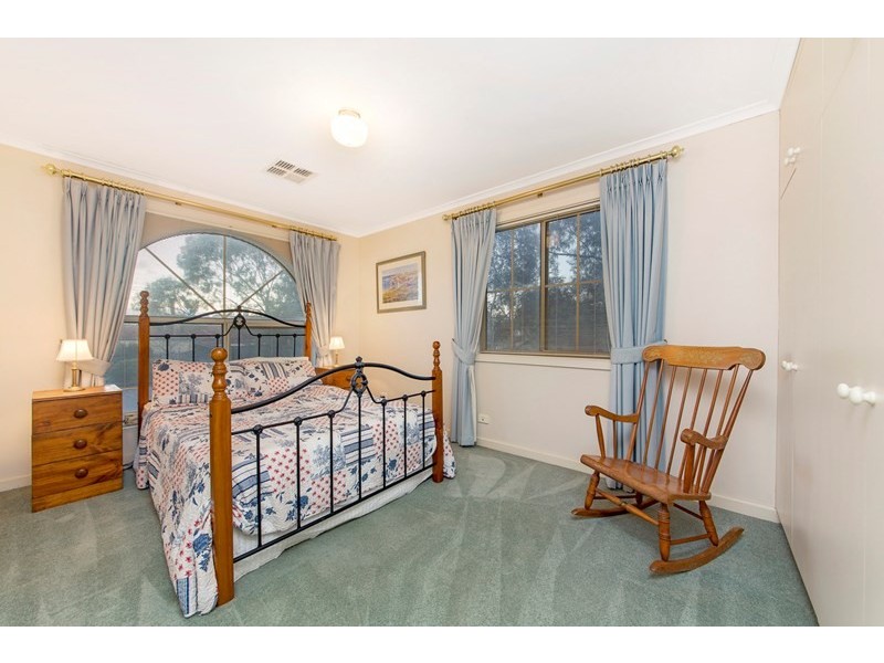 2 Hyde Street, Oakden SA 5086