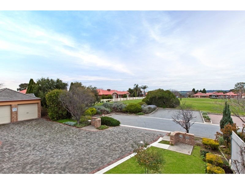1/12 Cuneo Place, Golden Grove SA 5125